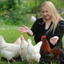 The UK Animal Therapist & Course Facilitator. Animal Lover, Writer, Vegetarian, Druid, Countryside Dweller, Holistic Therapist, Teacher, Capricorn.