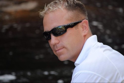 jrichard1974's profile picture. 