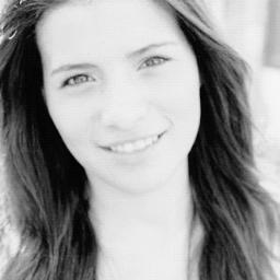 LuanaLx's profile picture. 