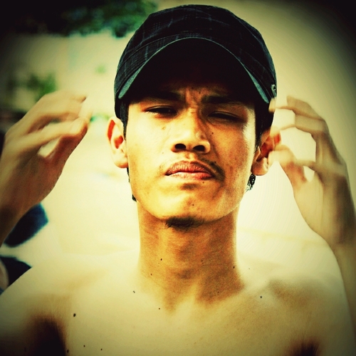 Freelance | Fisip Umsu '08 | @bemfisip | Instagram : Ahmad Zul Fahmi | Path : Ahmad Zul Fahmi | Line : Ahmad Zul Fahmi