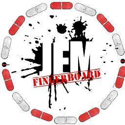 Fabricante de tablas de fingerboard desde 2009, gran emprendedor de la creatividad y el desarrollo de tablas 100% a mano. 
Murcia- España
JEM fingerboards.