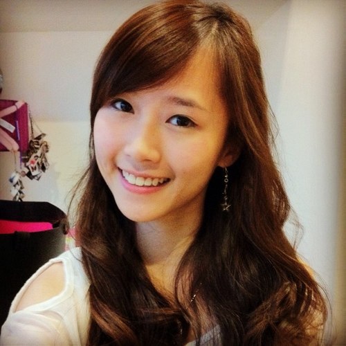 ♥ I'm Joanne, 15 June 1995, Student, TVC Model, Gemini, Feminist, Love My Lord Jesus, Family, Piano, Fashion, Disney Freak! SONE, HOTTEST, ELF, KPOP ! ♥