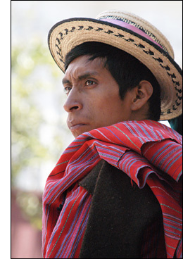 hombre de maiz, adicto al machete