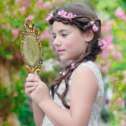 Oficial - Bia Passos Atriz Mirim - Novelas: A Vida da Gente, Cheias de Charme Rede Globo.