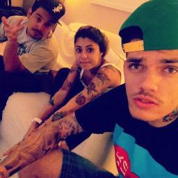 @AdrPollo,@tomim_pollo and @djkalfani .. delícias-lícias jão ! :3 '