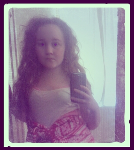 1998_el_mono's profile picture. I love my friends, they make me look normal !!!