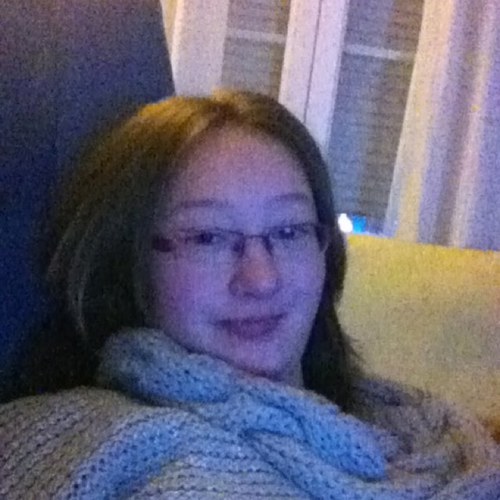 -born 25.01.99 Germany i love to laugh :p i have the best friends ! :) i love music , shopping and video games oh and i love dogs :p and i am a big MJ fan !!
