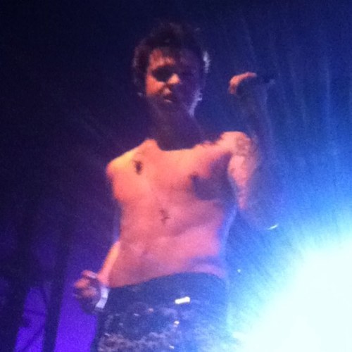 I LOVE REECE MASTIN. MEET RHIANNON ON THE 12/1/13 AND WENT TO THE REECE MASTIN CONCERT ON THE 12/1/13