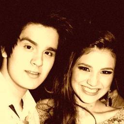 Obrigado por fazer parte da minha vida todos esses anos, por ser a melhor parte de mim, por ter se eternizado na minha história (@luansantana)