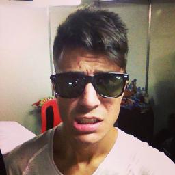 -.Quando eu disse que te amei era pra sempre .-
Eu sou CHOOSE RESTART, e você? :) follow me noow!
Since: 12.07.2011

Dona :Camila Neves