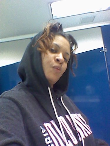 bitches envy me niggaz want me reason y bitches envy ne becuz thehy will never be me ....