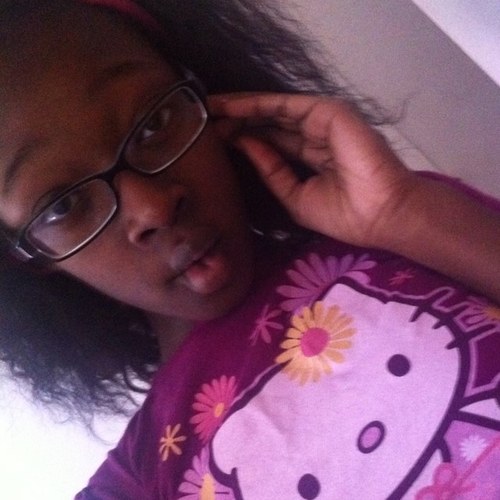 Im A Youtube Vlogger Who Loves Fashion, Beauty And Dancing