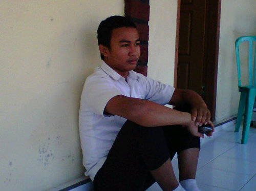 adie_bopas's profile picture. Lebih mudah untuk melawan ribuan orang bersenjata lengkap dibandingkan melawan kesombongan diri sendiri.