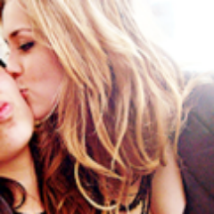 @SophiaAbrahao : Eu amo voce com a Alma porque o coração um dia para de bater ! Since :28/12/2012