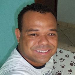 Eu vivo porque Deus permite e a minha vida pertence a Cristo Jesus.