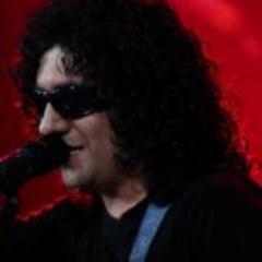 musico profesional e imitador de alex lora