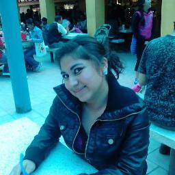estudiante de hoteleria..me encantan las fiestas la musica y la diversion