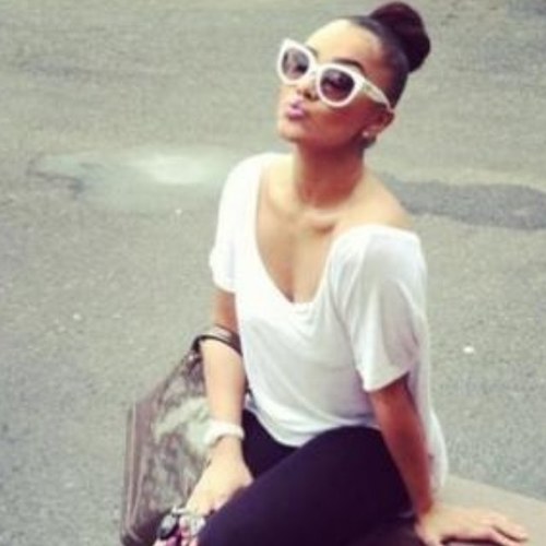 Chelsey♥ 

Im In love with Rihanna♥