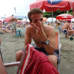 Fabrizzio1002's profile picture. 