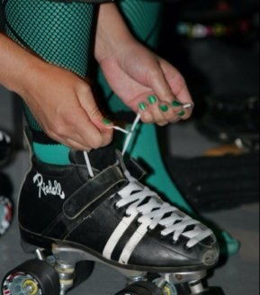 Just your average roller girl with your normal derby probs✌