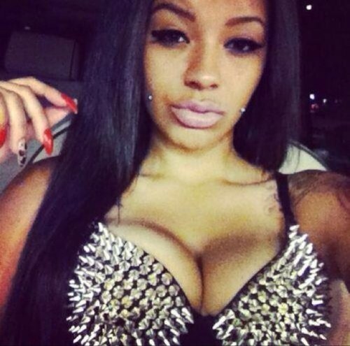 Kush_ForPerfume's profile picture. Good Weed . Badd Bitch . End Of Story .... #TeamSingle #Lesbian #Bigtitties #PhatAsses