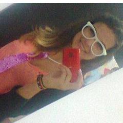 morena , chata , ama a @biasoliveira_ , amandinha' , CORINTHIANA  , só quem conheci sabe mais ;)