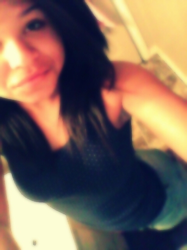 A Single Girl With Big Dreams , Even Bigger Goals And Plans To Accomplish Them ^_^ ilove my SELF cant let nobody get in my way !