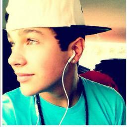 hey your reading my bio so good for you i only have one thing to say if your cool fallow me if your popular fallow me if you pretty fallow me!!
