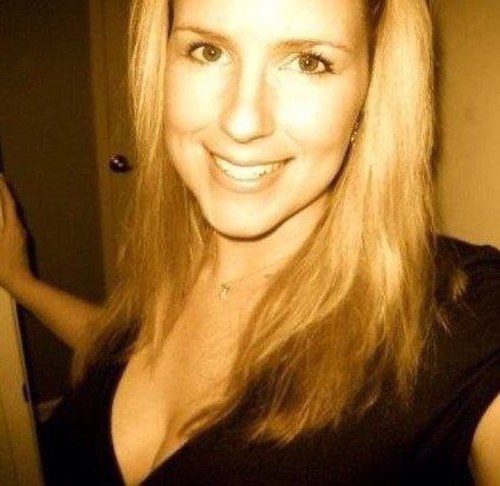 BaySweetpea13's profile picture. Bay Area sports addict, cat mom, & middle school teacher! Klutzy AF 🤭 Be excellent to each other! Please support teachers & their wishlists! $jstrand13