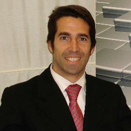 Treballar, estimar, entrenar, millorar, construir