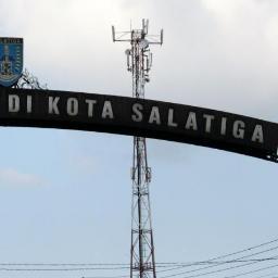 Keras tanpo miras, frontal ora brutal, kompak ra nggo sempak.