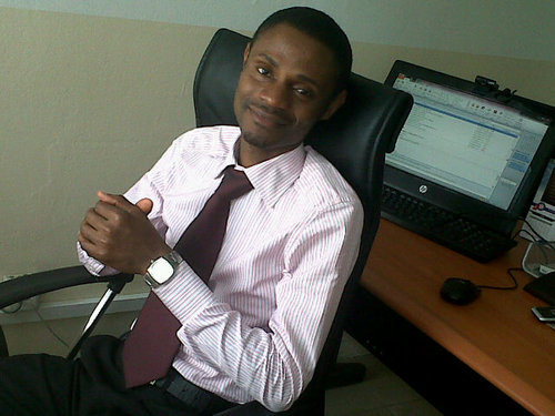 HR and Payroll Consultant. 
Financial Intelligence Expert.
Helping people and organizations to achieve more.