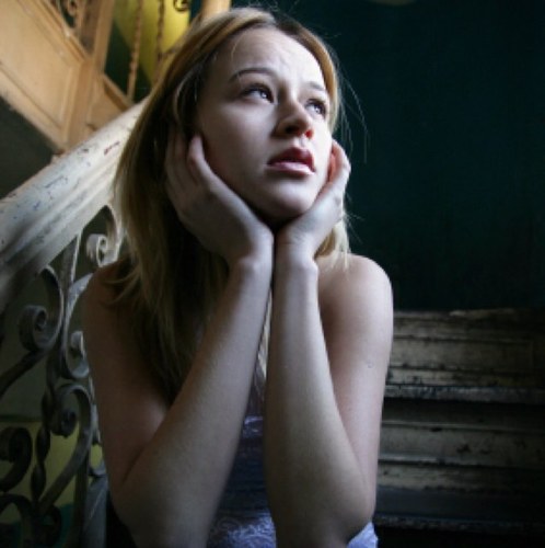Why is she so pretty? Why am I so ugly?