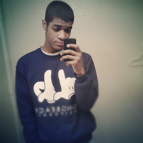 GivingExamplez's profile picture. I'm a Xbox trickshotter, mlg player and sniper. Play me?