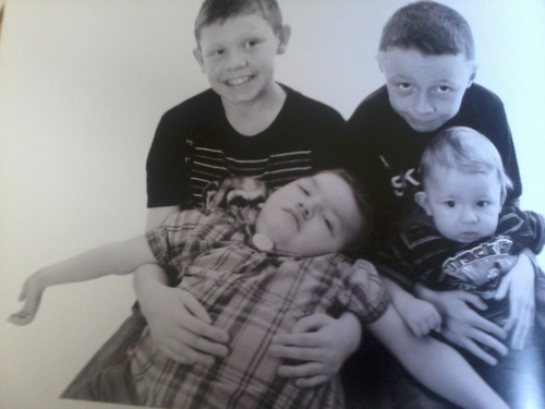 Im Married to Iain, we have 5 adorable boys ....my family are my world!!! Love rugby league....support the mighty wire and a big fan of The Walking Dead!!!