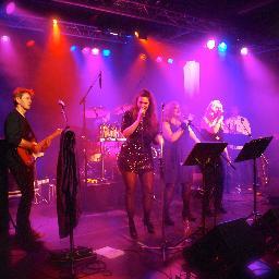 #Coverband #Disco #Funk #Soul #Horns #Groovy  #Almere Boek ons via info@breakingglass.nl!