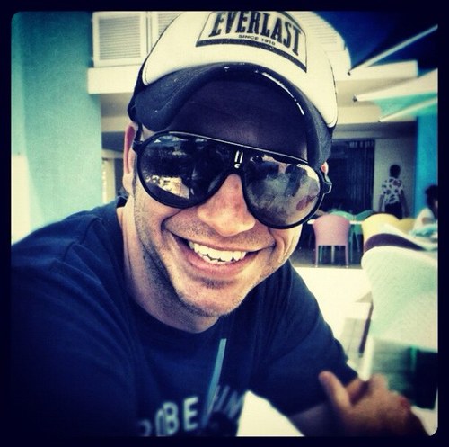 An Australian logo designer, studio manager, domainer and perfectionist who is always looking for new projects!