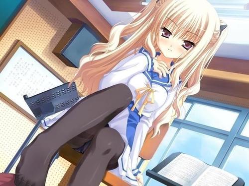 I happily attend Ouran Academy, loves making people feel good about themselves, and I like Ramen. #single