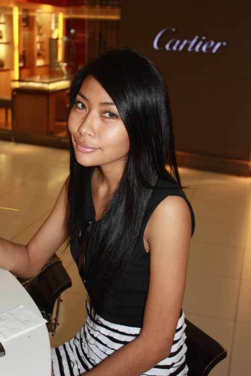 Emmy is the President of EM Modeling she is a very nice lady and cares about her models, Her success has made others very happy http://t.co/YUaBvojpLE