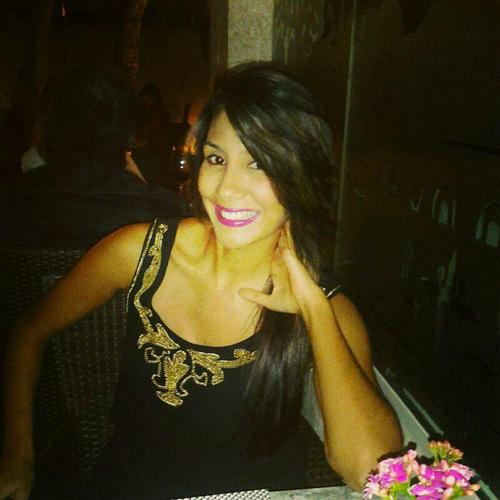 Mapalie's profile picture. Amante de la playa, naturaleza y dmas... Happyyy 2 b nappy! :D