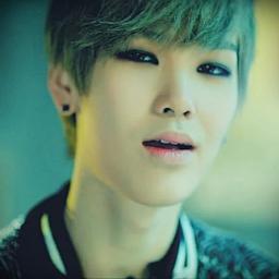 Fake account of @ZELO96  #QBOT