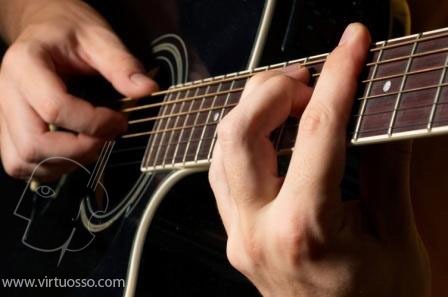 Me dedico al campo de Sistemas Computo a todo nivel reparacion ensamblaje repuestos recuperacion consultoria y al campo Musical en la Especialidad de Guitarra