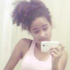 Segue aê (:
  @betriS
