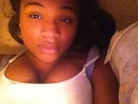 Cash & Lipstick .. Follow Me instagram:  _chrys10 ©∞ℑ poor little rich girl , with my million dollar dreams