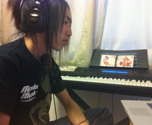 静岡で音楽やってる人。 音楽教室講師。アニメゲーム好きFGO FPS LoL B&S2。作詞作曲MIX JAPLS Aランク 歌みたMix依頼はDMまで