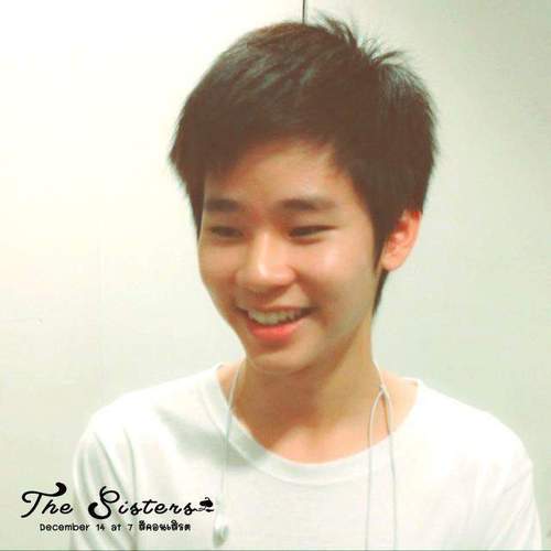 Follow me! I'm TSFC♥ โซ่ :) 555 nice to meet you ! *not from thailand . Big love for @taryusoo @newha4 @caroline_demo @FahArisara♥♬