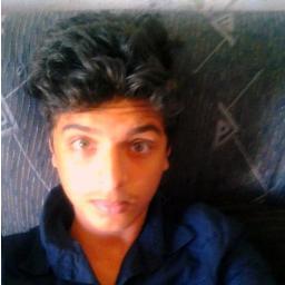 Shahzad_97's profile picture. #No man is rich enough to buy back his past#
                         Player of US vobarno