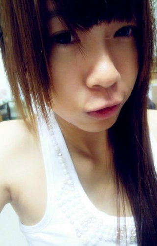 XiaoWenqi's profile picture. moustache |pikachu |starbucks | am the girl who like sweetness thing so much and live in her own fantasy life♥|