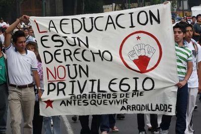 Docentes e investigadores que trabajamos por la educación pública de calidad. Nos interesa la política educativa en educación superior