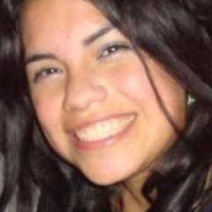 Estudiante de Cine, amo la fotografía.
Intereses por los cortos y largometrajes, fotos, efectos especiales y alguno que otra cosa de publicidad.